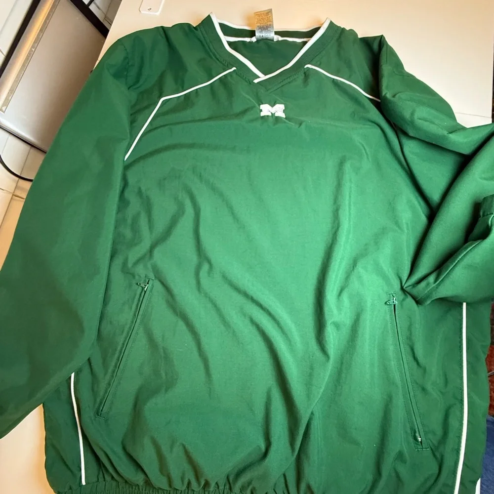Russell Men’s Pull Over -‎ Marshall University Size Large. Windbreaker